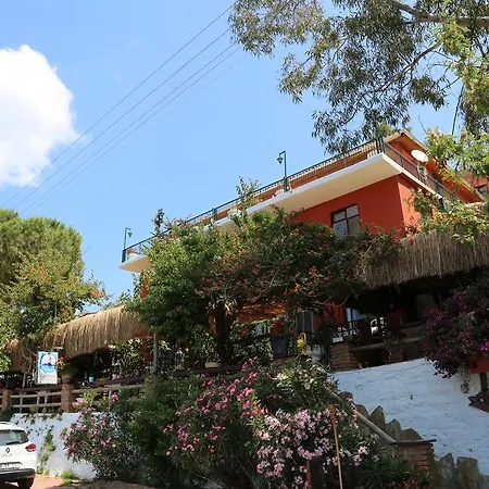 Pembe Yunus Otel