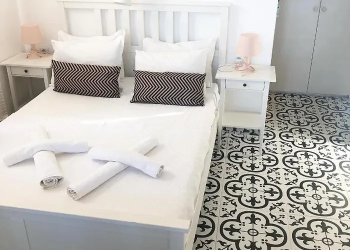 Pembe Yunus מלון *