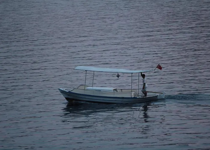 Otel Pembe Yunus Bozburun