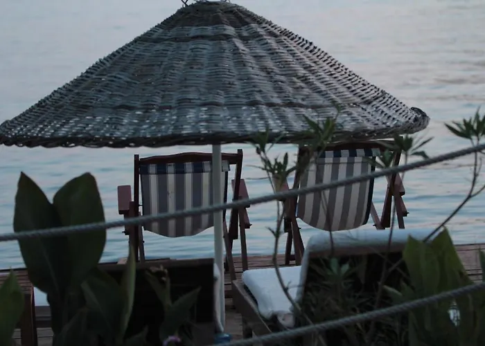 Otel Pembe Yunus Bozburun