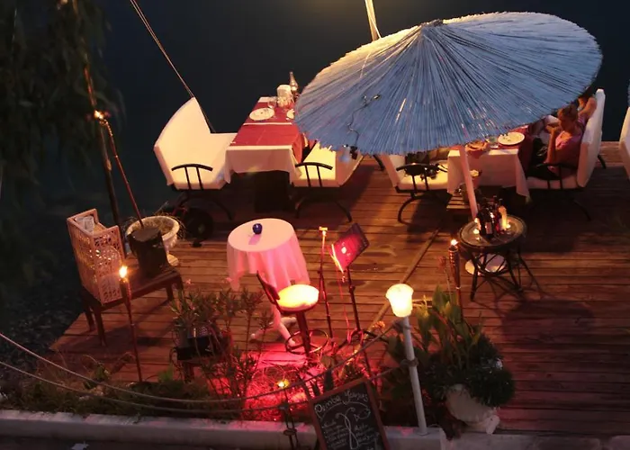 Pembe Yunus מלון *